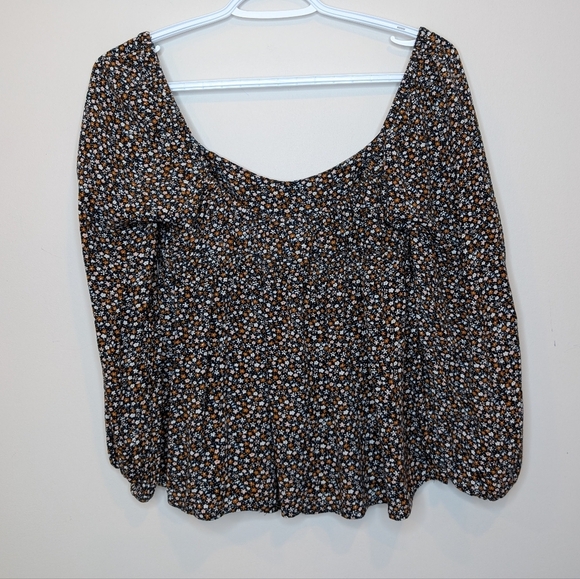 Volcom Women's Small 4/6 Black Floral Peasant Long Sleeve Flowy Top Cottagecore - Picture 3 of 8